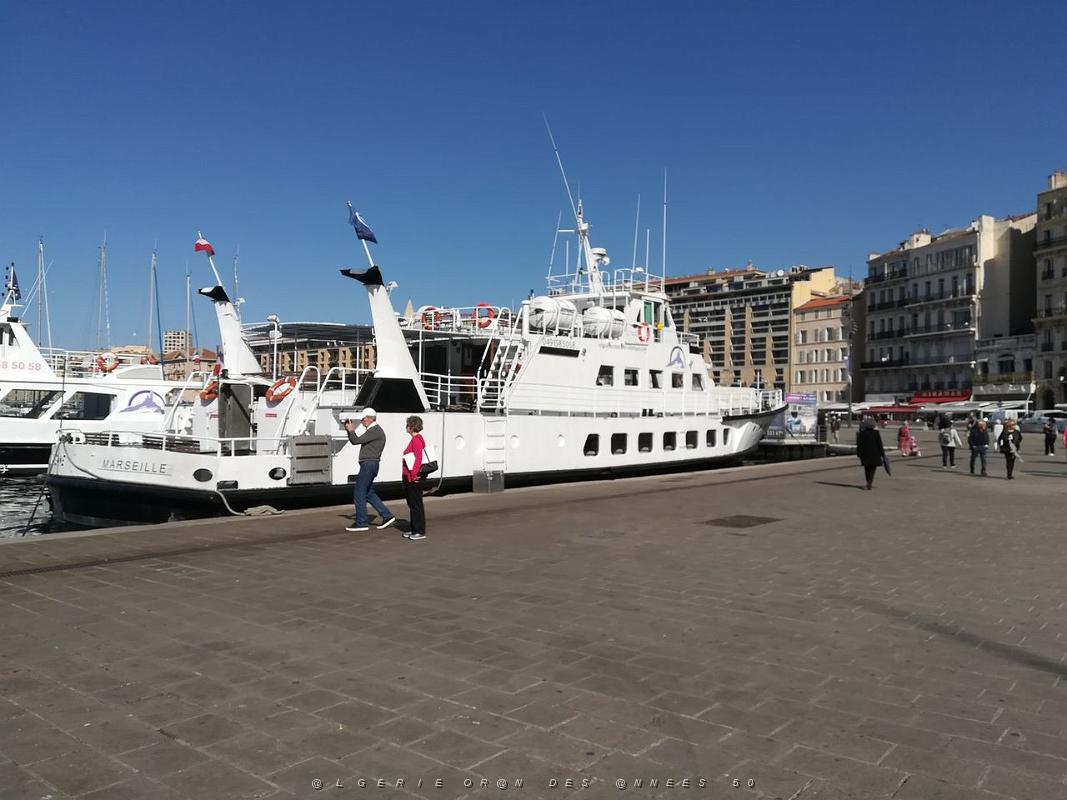 032- Marseille Vieux-Port.jpg - dav